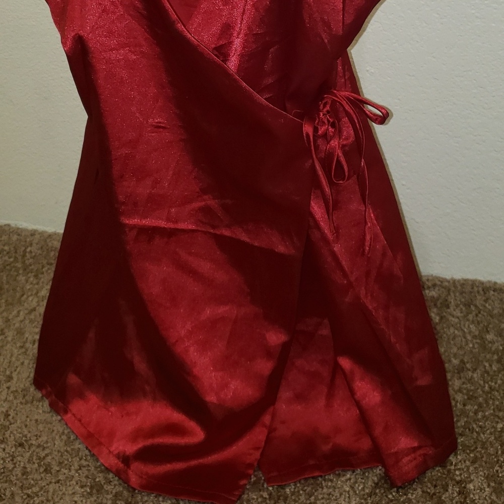 Red side tie polyester dress